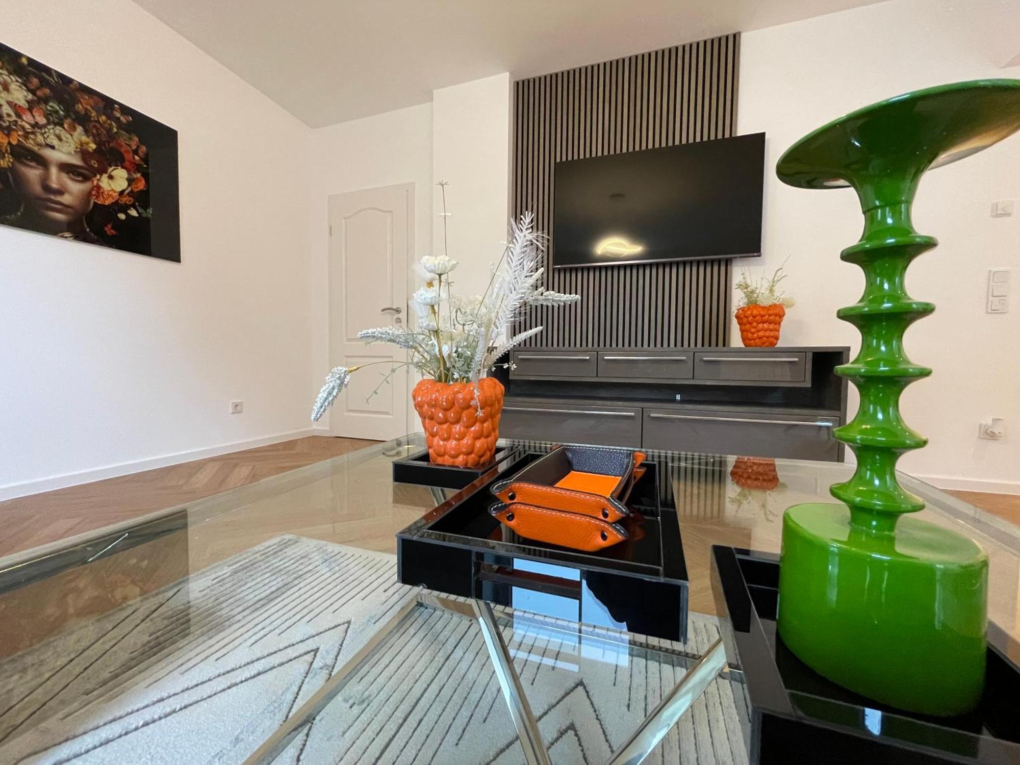 Luxurioese Ferienwohnung Mit Wellness Oase Saarburg Exterior foto