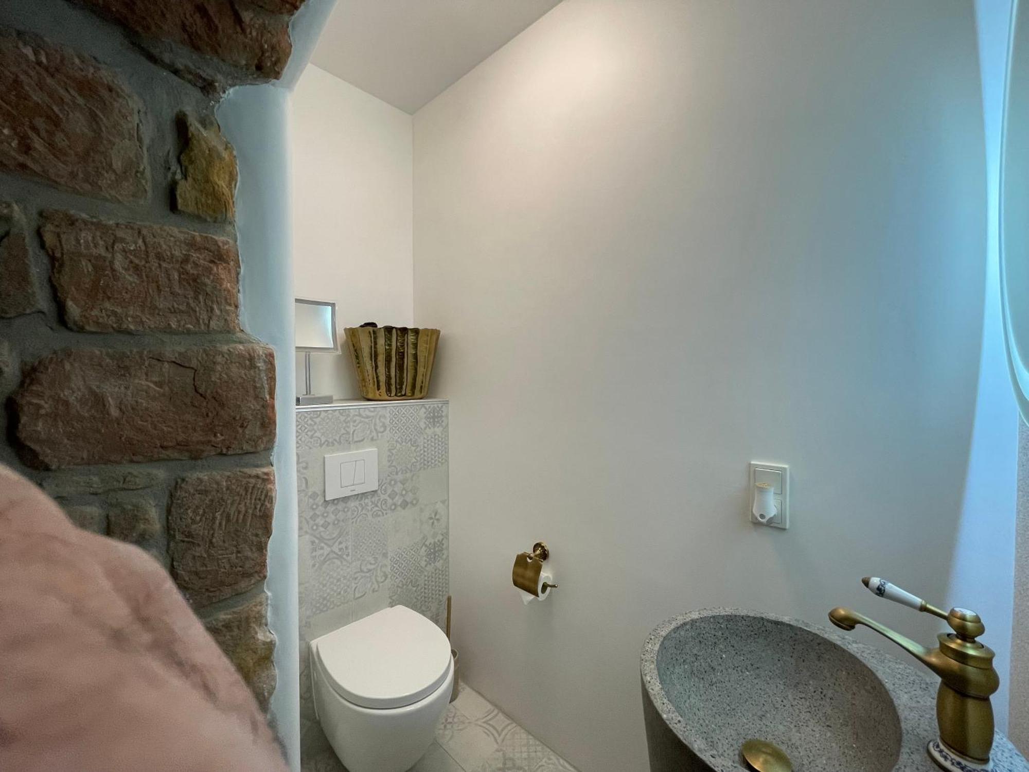 Luxurioese Ferienwohnung Mit Wellness Oase Saarburg Exterior foto