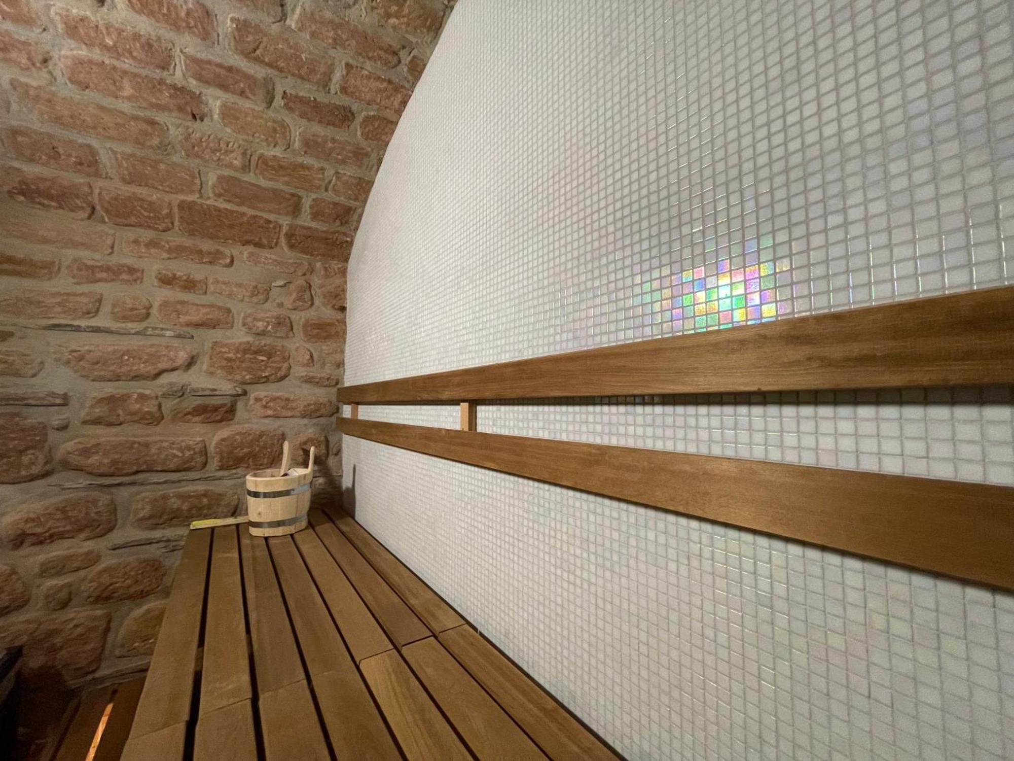 Luxurioese Ferienwohnung Mit Wellness Oase Saarburg Exterior foto