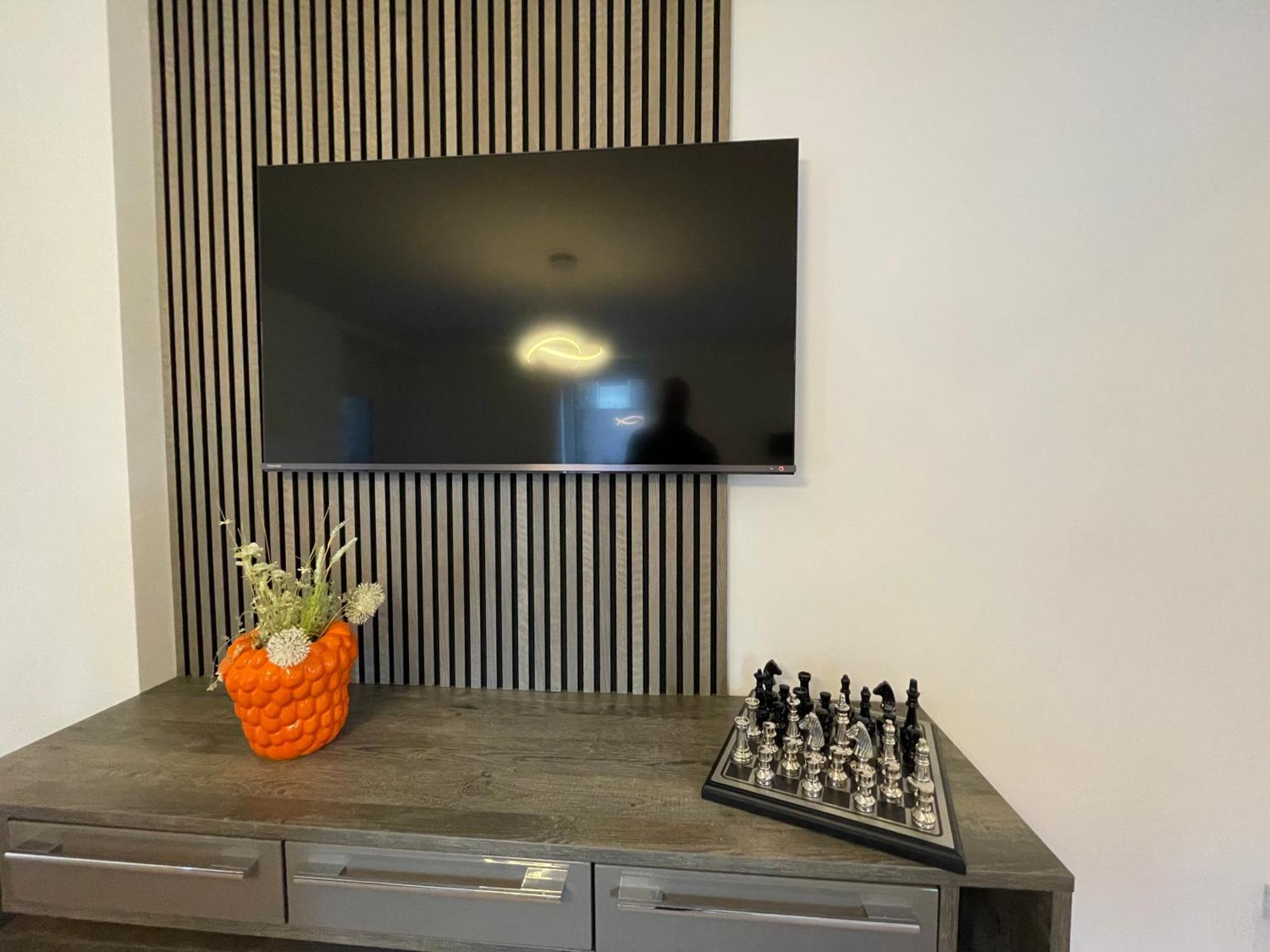 Luxurioese Ferienwohnung Mit Wellness Oase Saarburg Exterior foto